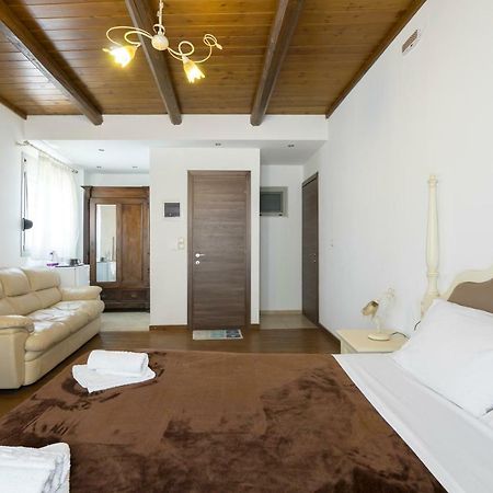 Zaros Hotel Bagian luar foto
